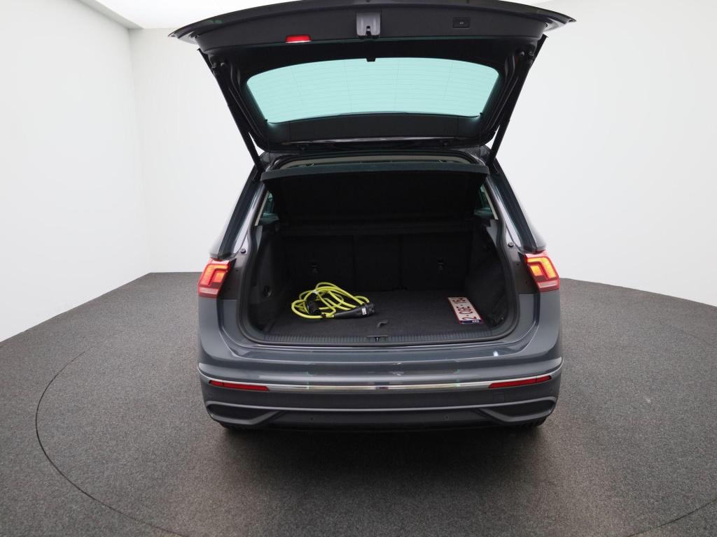 Volkswagen Tiguan 1.4 ehybrid dsg life | automaat | trekhaak | dab | virtua