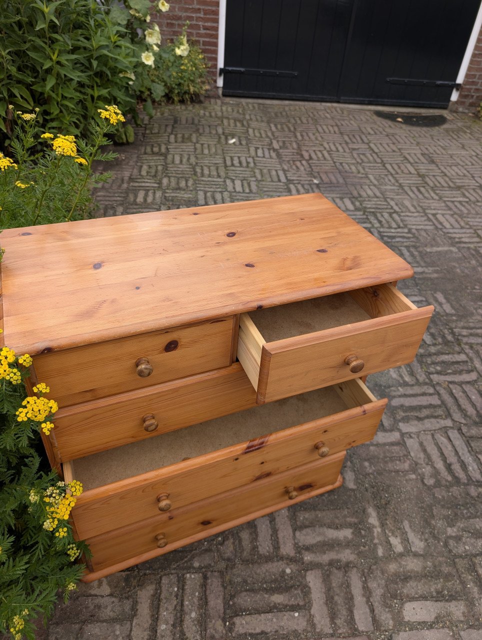 Grenen ladenkast