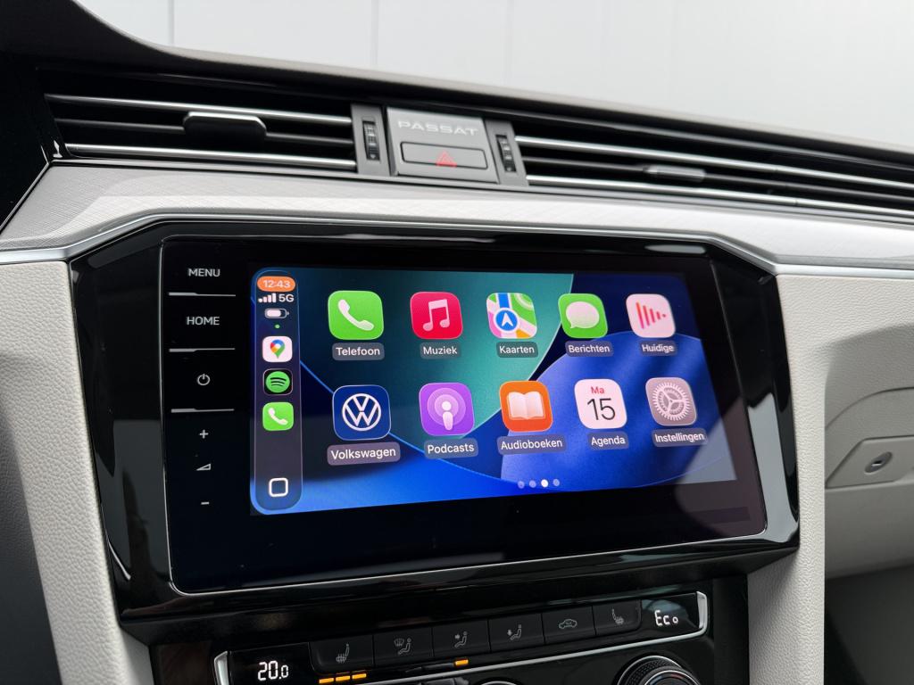 Volkswagen Passat variant 1.4 tsi phev gte 218pk | pano dak | head up | tre