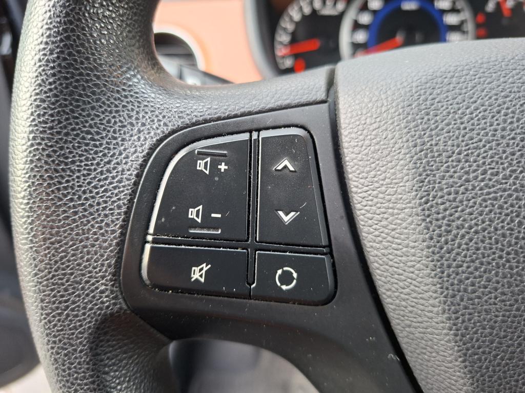 Hyundai I 10 1.0i i-motion comfort cruise control