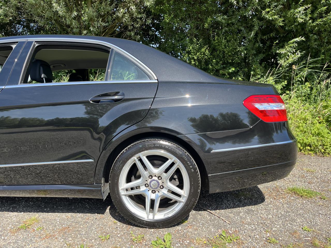 Mercedes-Benz E-Klasse E220d Aut 2009 AMG Coating Youngtimer