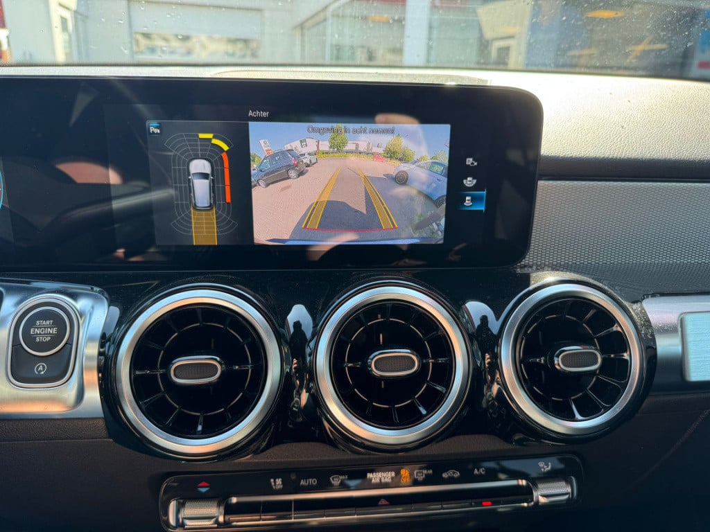 Mercedes-Benz Glb 200 business solution