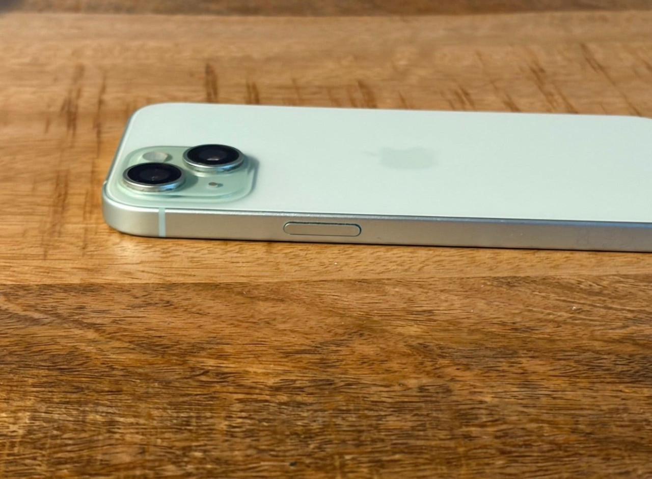 IPhone 15 128GB Zo goed als nieuw