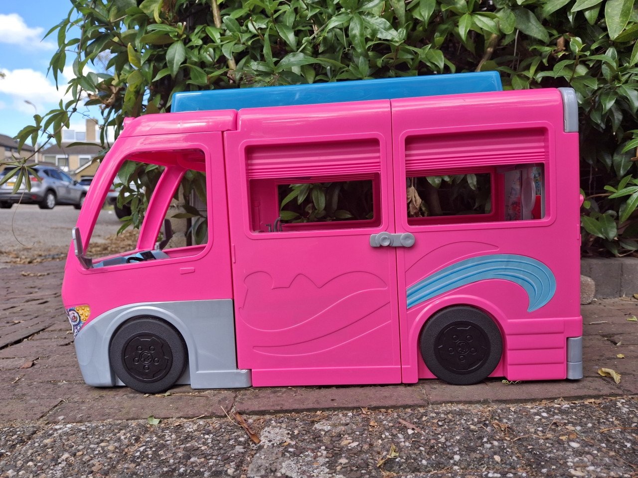 Barbie camper