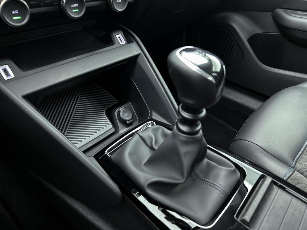 Citroen C4 130 pk feel edition