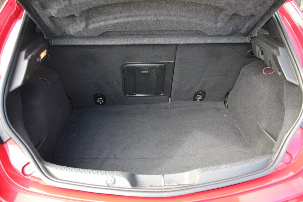 Alfa Romeo Giulietta 1.4 turbo turismo -170 pk - trekhaak - panoramadak - p