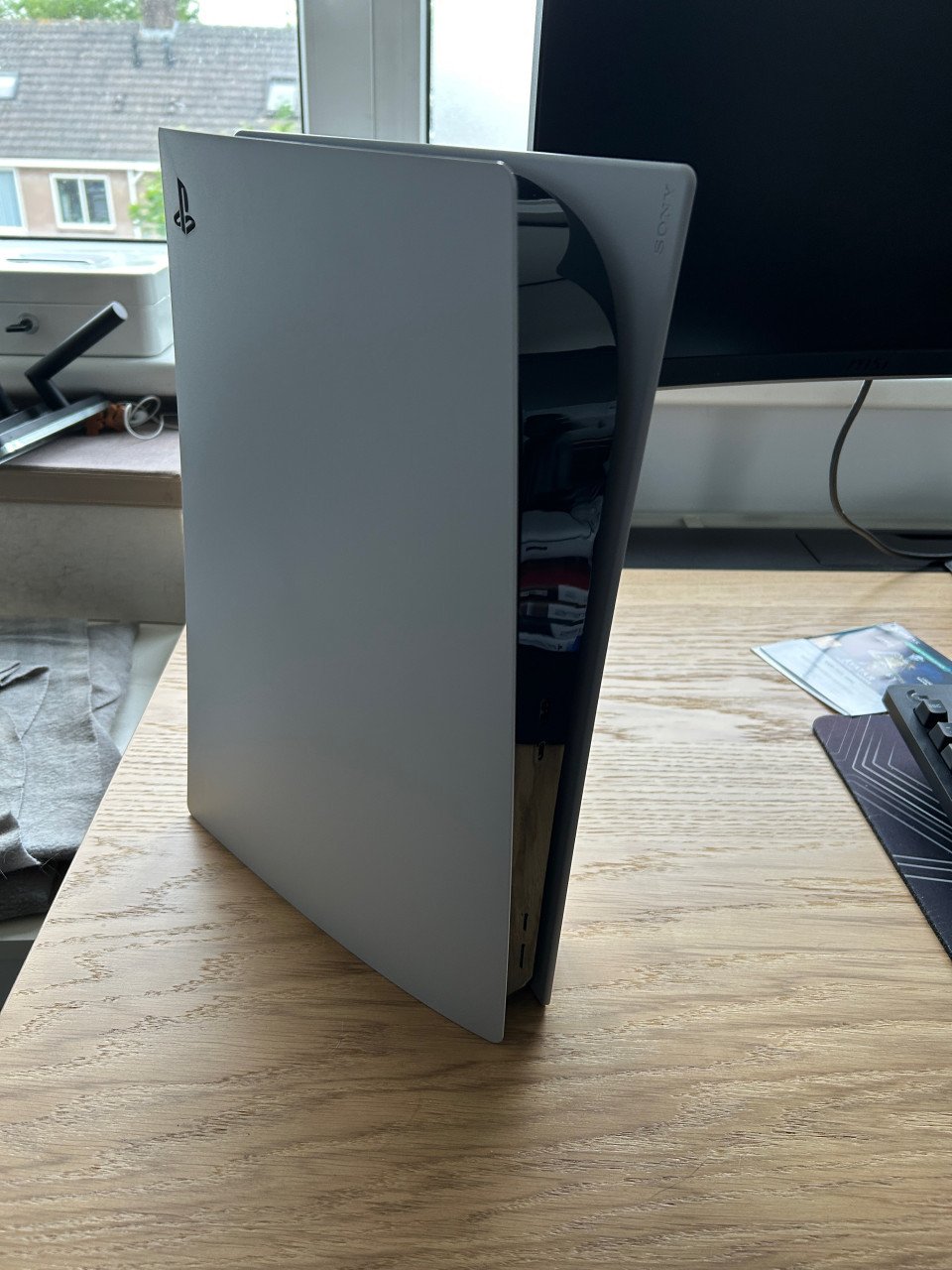 Playstation 5 disc edition, 1TB + 2TB ssd, controller en 4 games