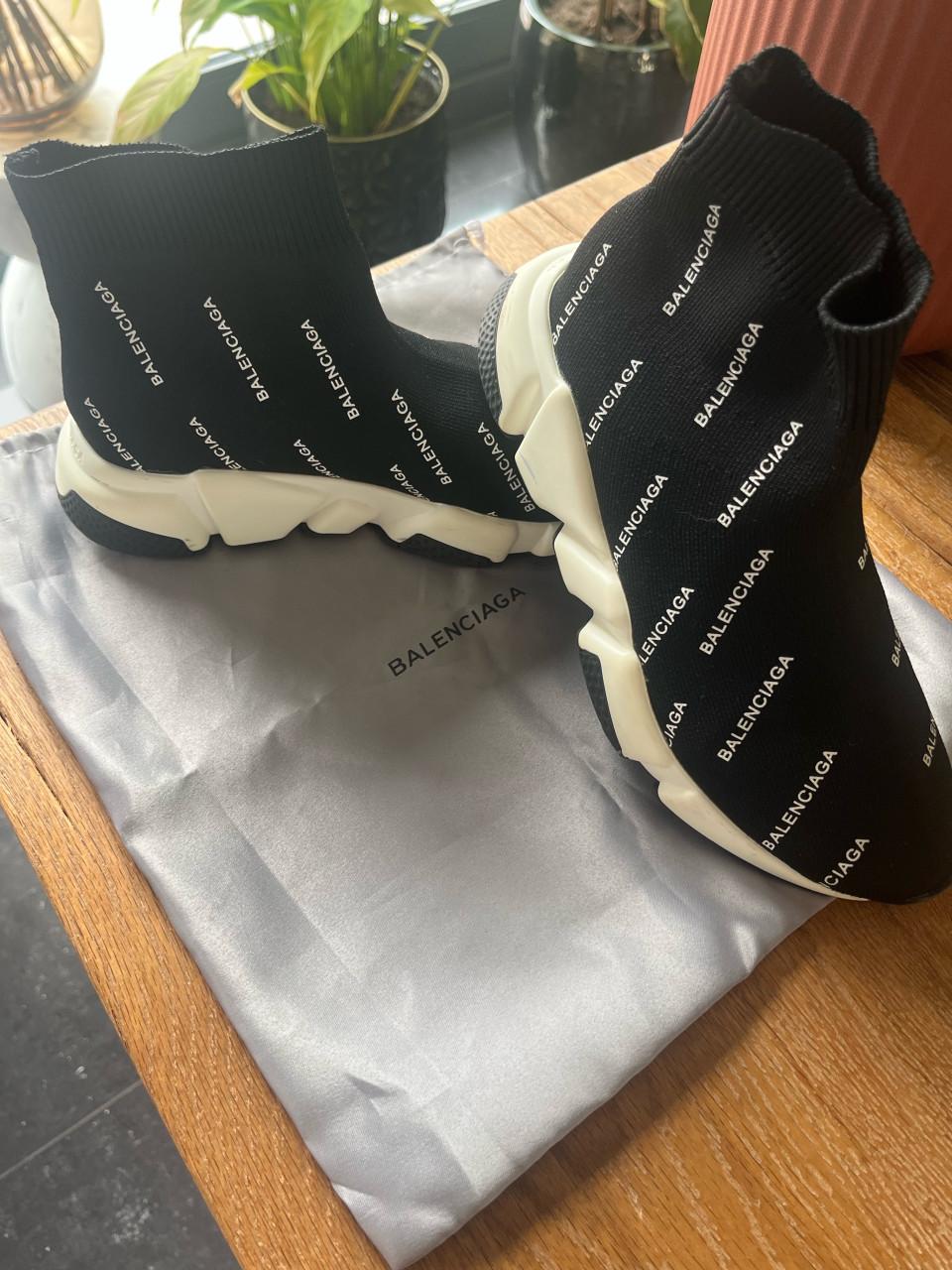 Balenciaga schoenen maat 35