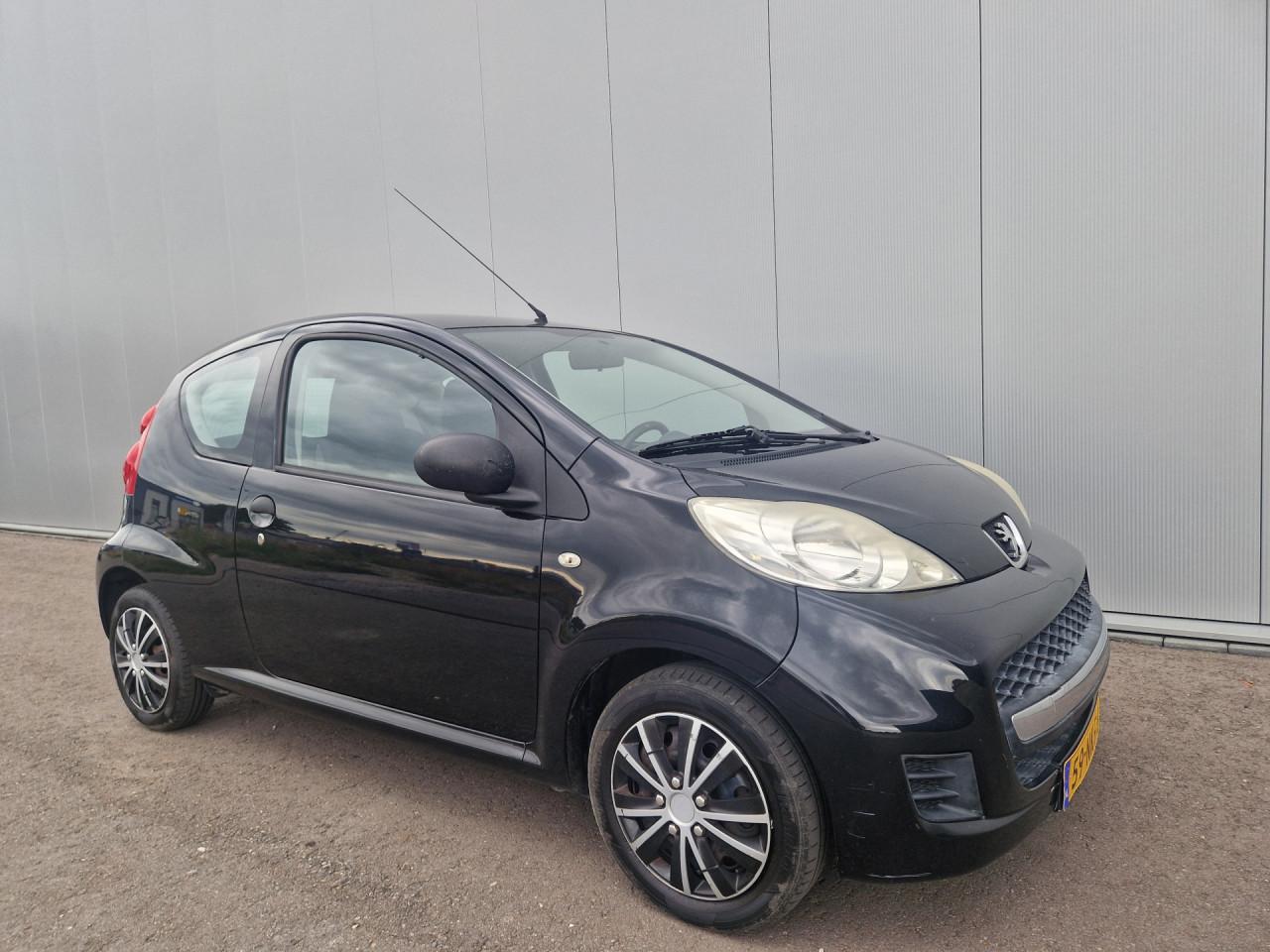 Peugeot 107 1.0-12V Urban Move