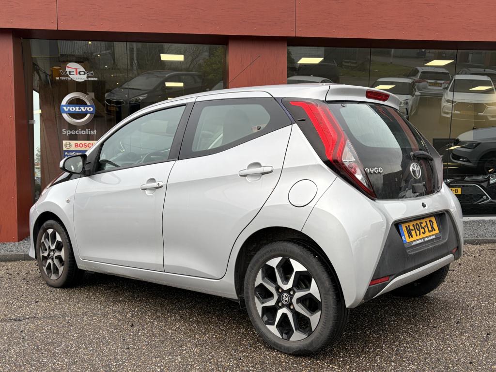 Toyota Aygo 1.0 vvt-i x-play