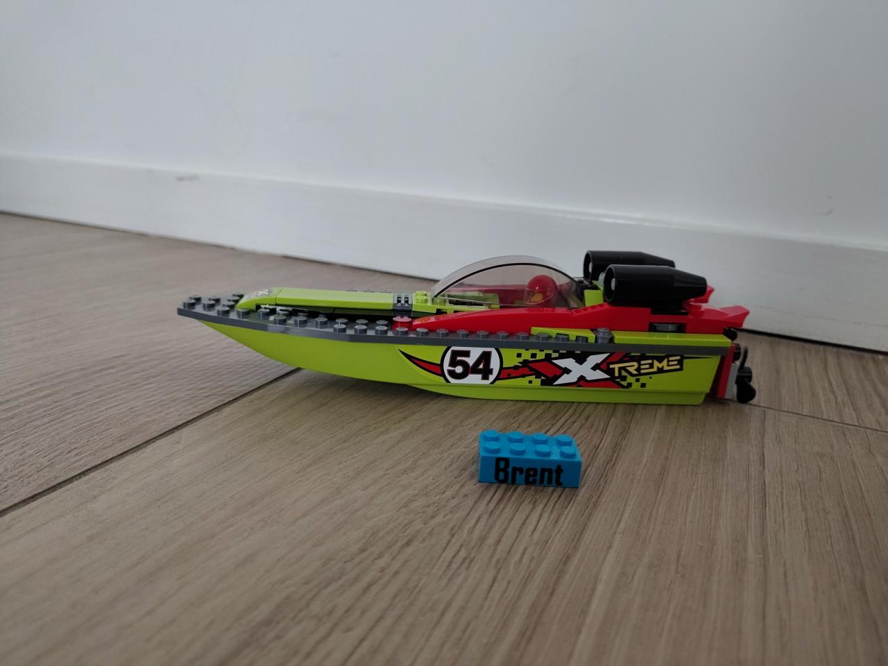 LEGO City Raceboottransport - 60254 incl doos en zakjes