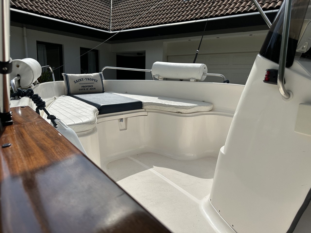 Mooie Elan 15SC met vrijwel nieuwe Mercury 60 pk en Pega trailer