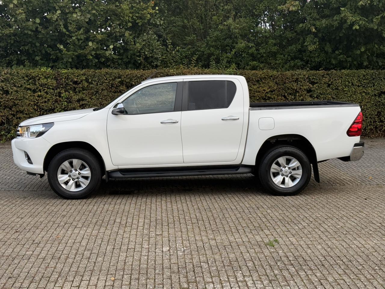 Toyota HiLux - 2.4 D-4D Cool Comfort Double Cab Automaat| BTW | Camera |
