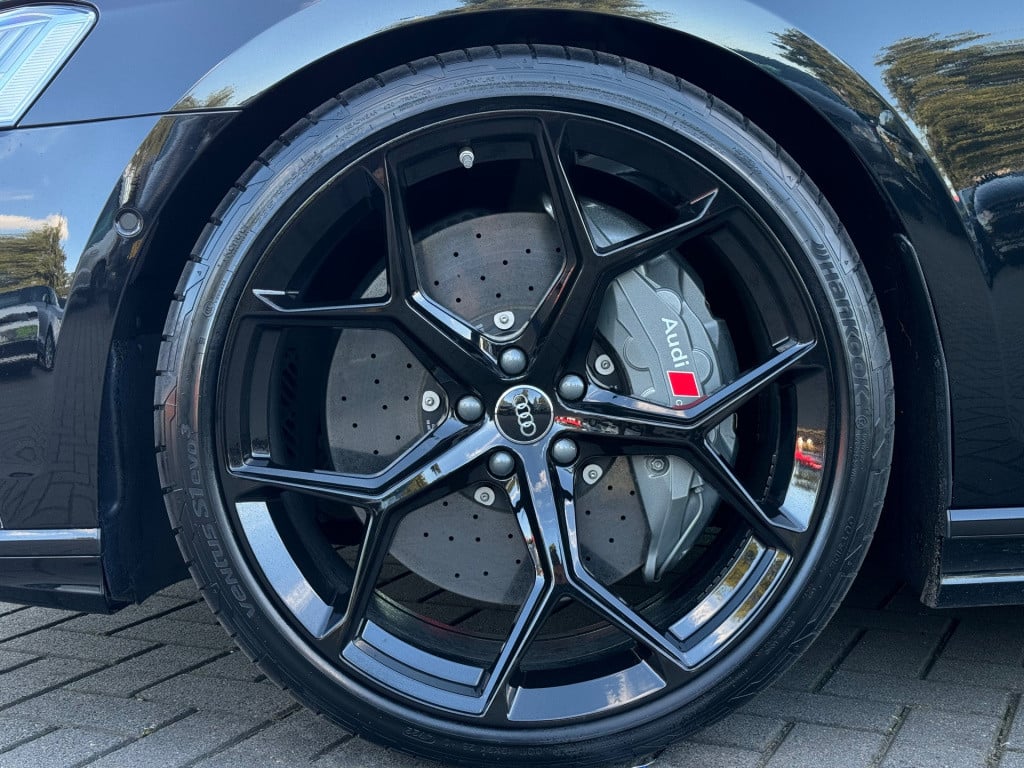 Audi S8 4.0 tfsi s8 np280,000€ abt keramisch laser nachtzicht 4-wielsturing