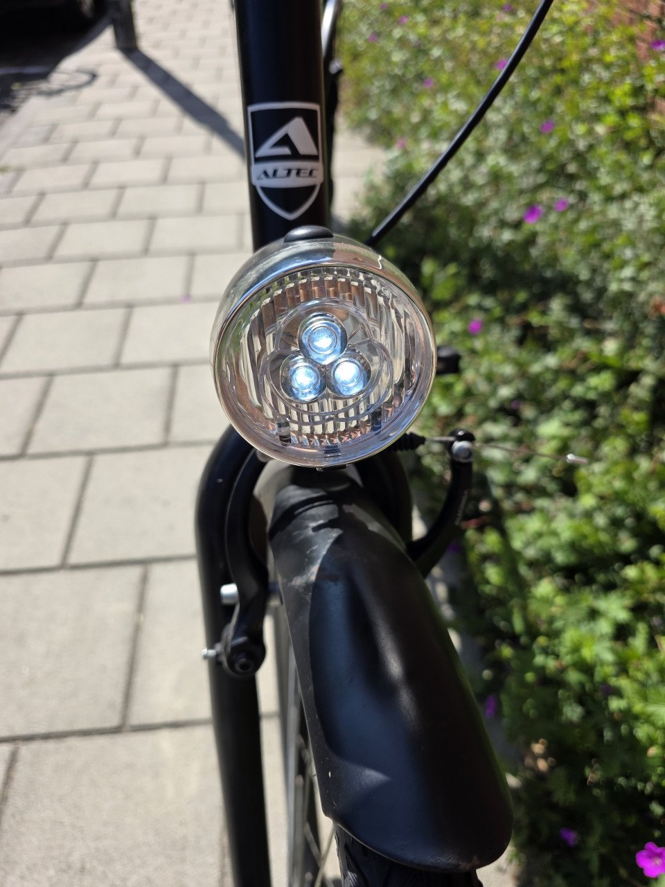 ALTEC | LONDON | 28 INCH | FRAME 61 CM | NETTE STAAT!