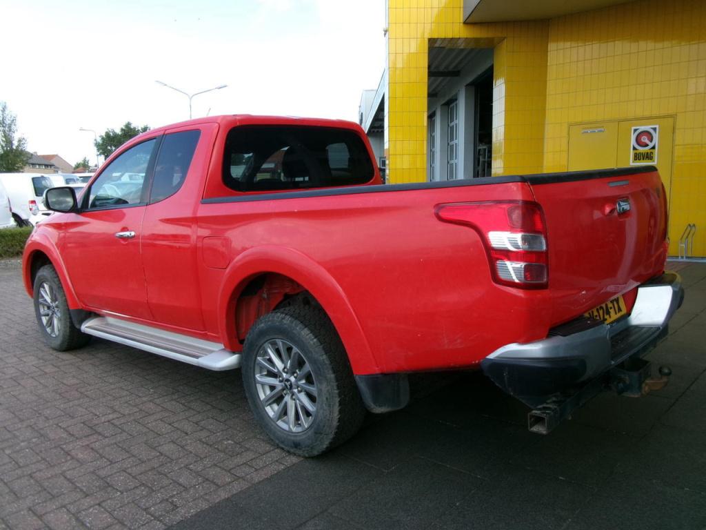 Mitsubishi L200 2.4 di-d 4x4 airco 4wd ( lees tekst!! )