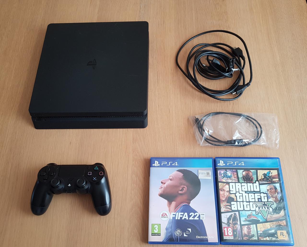 PS4 Slim 1TB FW 11.50 + Dual Shock 4 + 2 Spellen