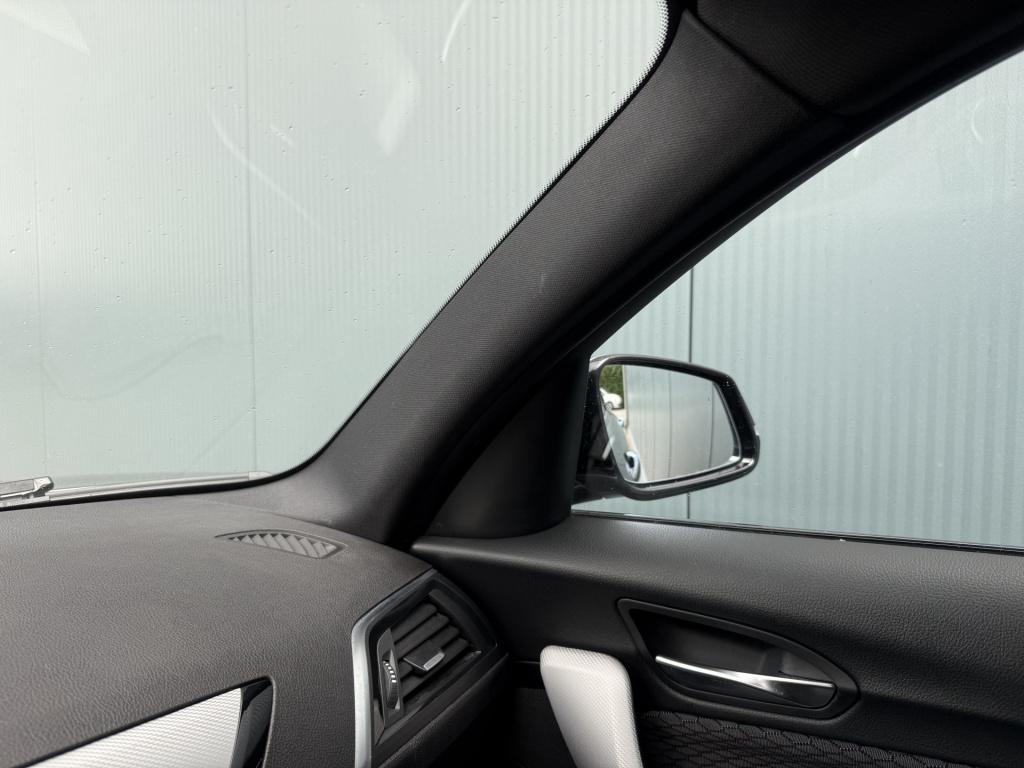 BMW 1 Serie 118i high executive m-sportpakket 5-drs