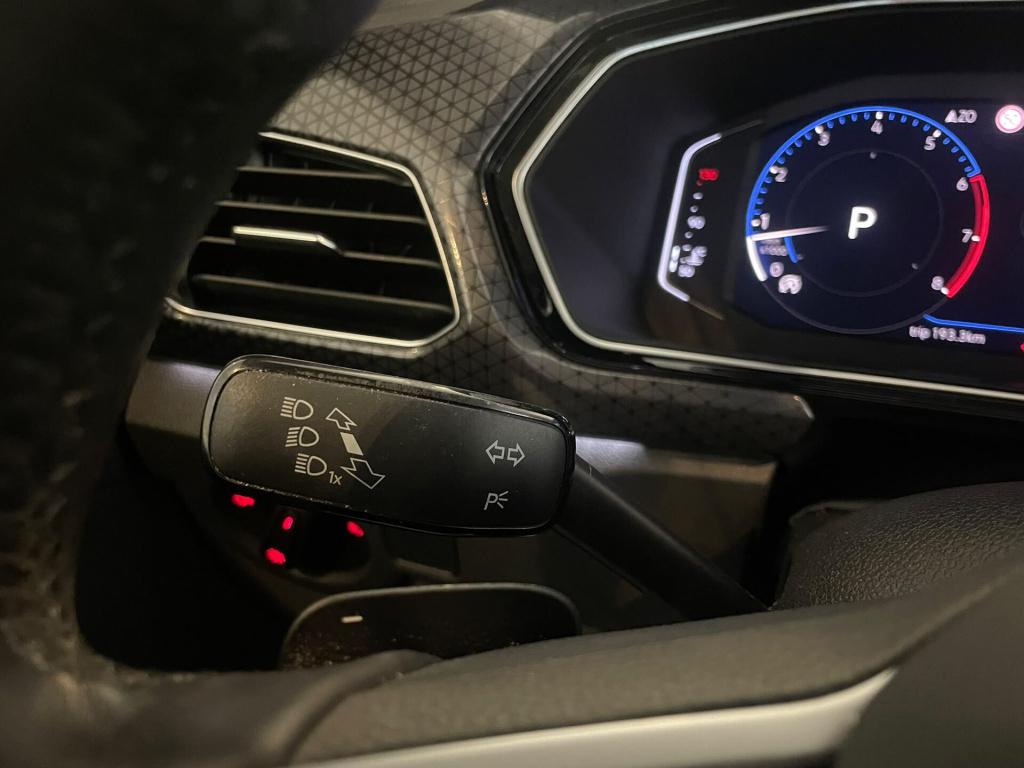 Volkswagen T-cross 1.5 tsi style