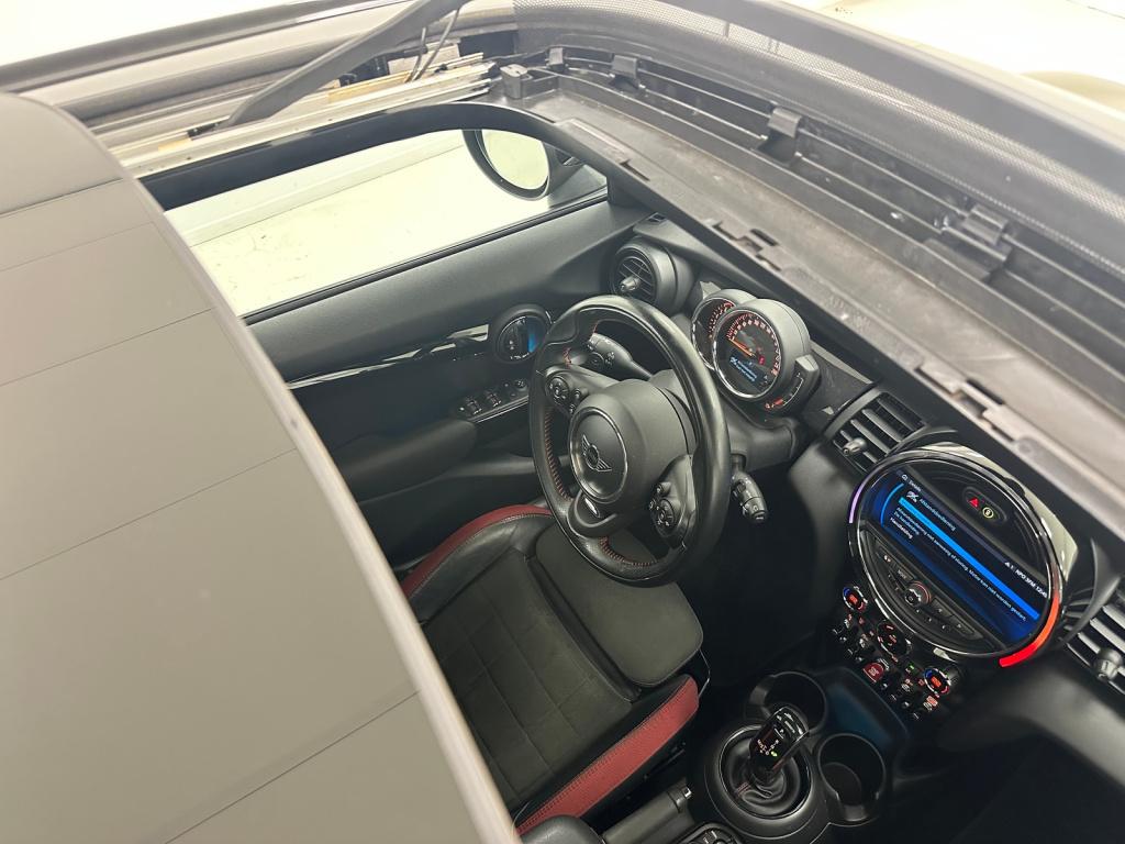 Mini 5-deurs 2.0 cooper s jcw | emerald grey | harman/kardon | yours interi