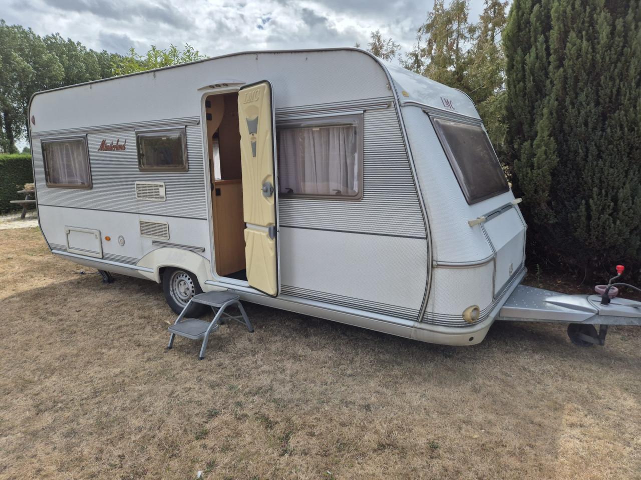 Caravan LMC