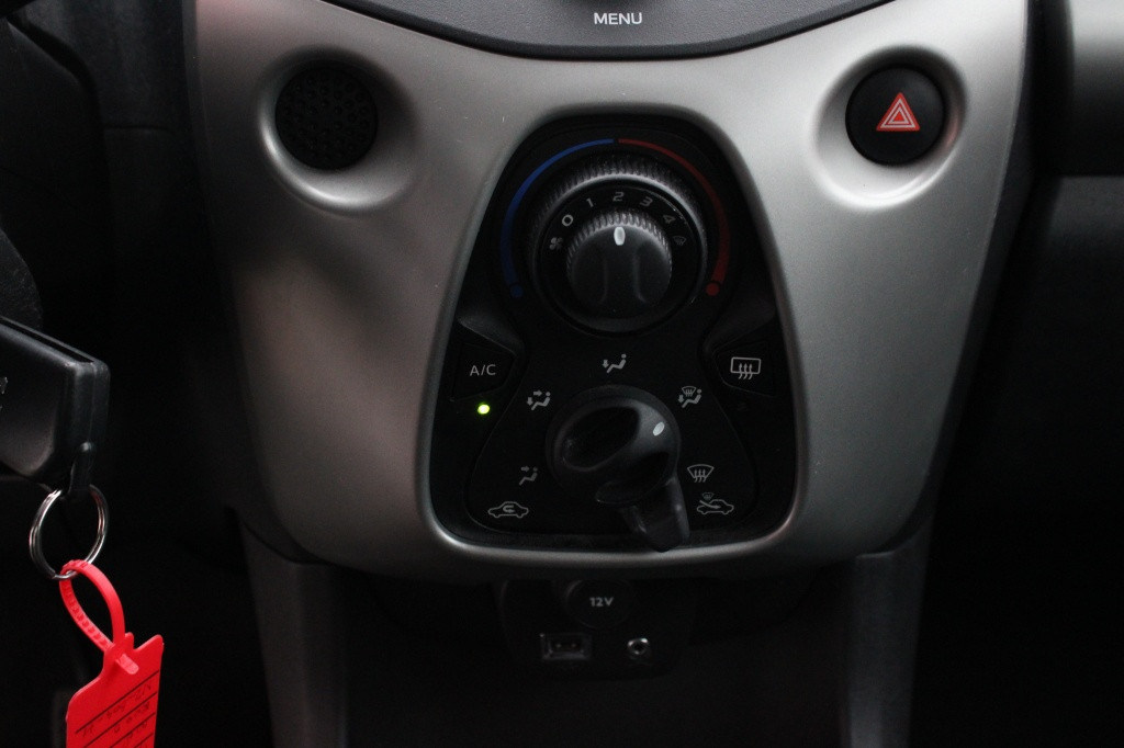 Peugeot 108 1.0 e-vti active