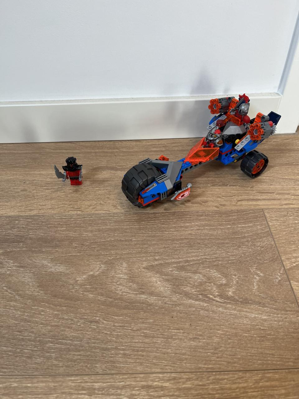 LEGO Nexo Knights Macy’s donderknots