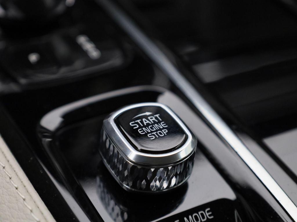 Volvo V90 2.0 t6 awd inscription | navigatie | trekhaak | apple carplay / a
