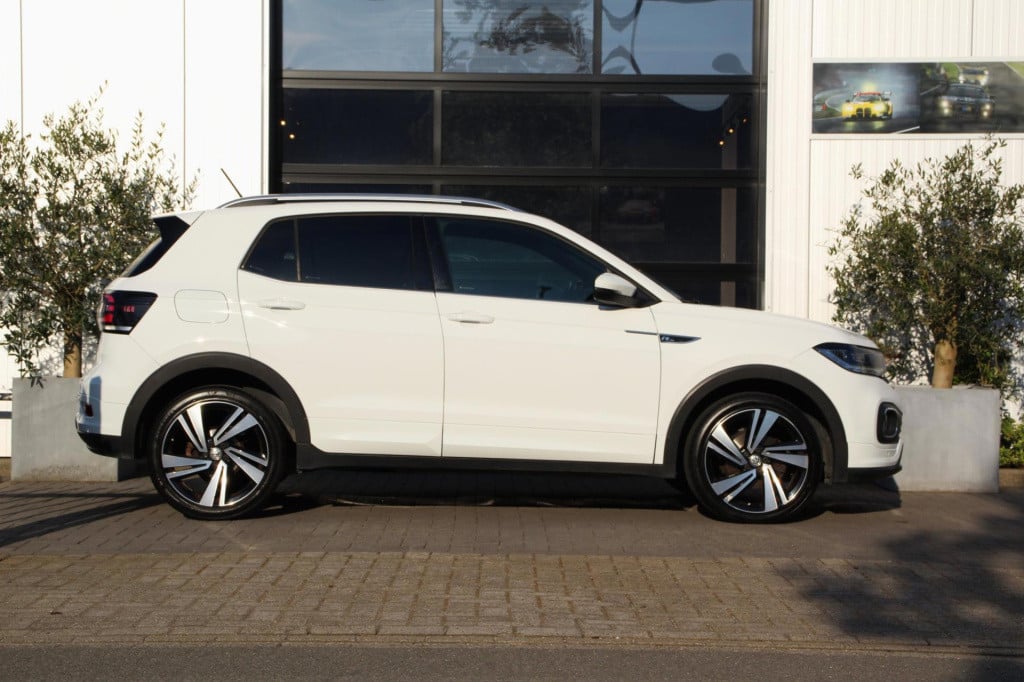 Volkswagen T-cross 1.0 tsi r-line - actieprijs: €20.195,- t/m 20 augustus!