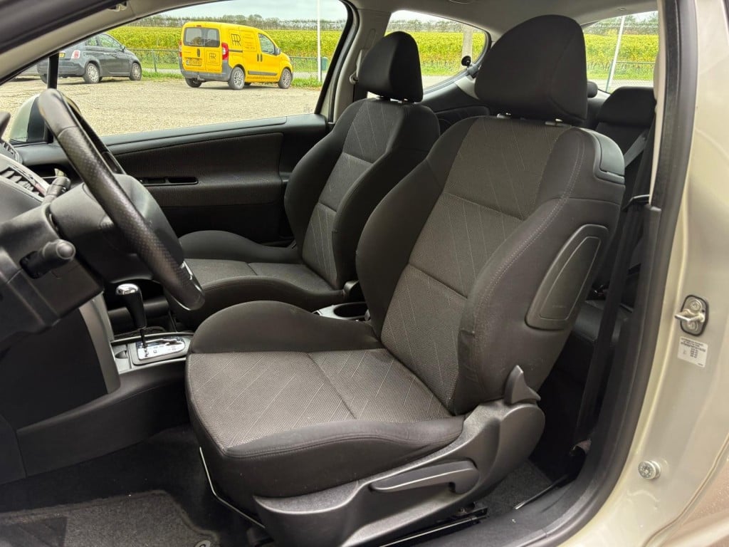 Peugeot 207 1.6 vti xs pack automaat