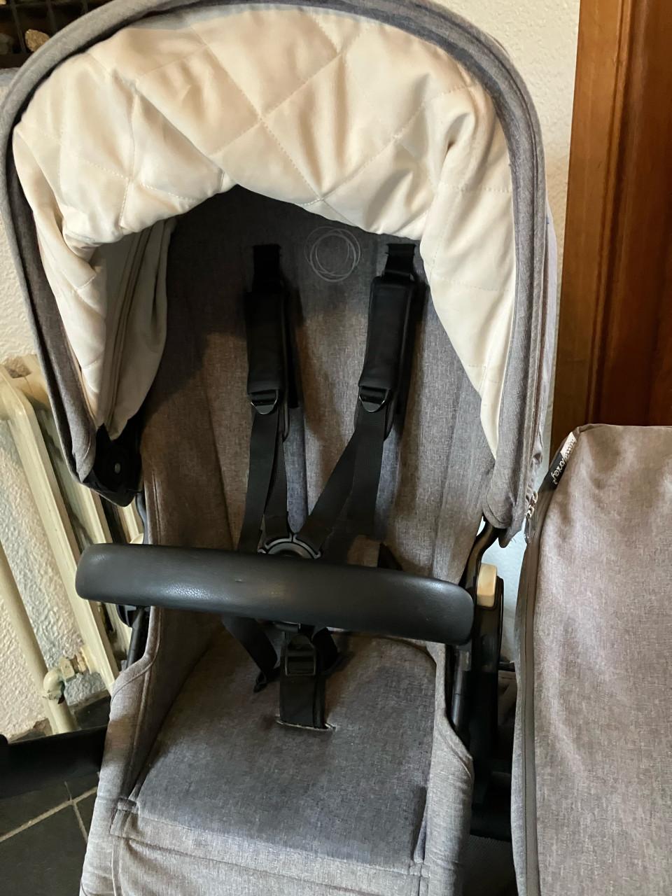 Bugaboo Donkey2 Duo kinderwagen + stepje
