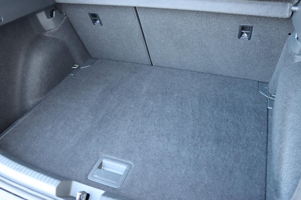 Volkswagen Taigo 1.0 tsi dsg r-line business