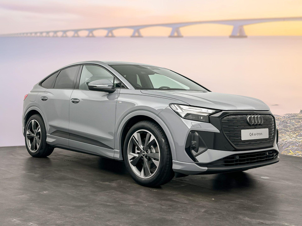 Audi Q4 E-tron sportback s edition e-tron 45 210kw/286pk 82kwh sportback el
