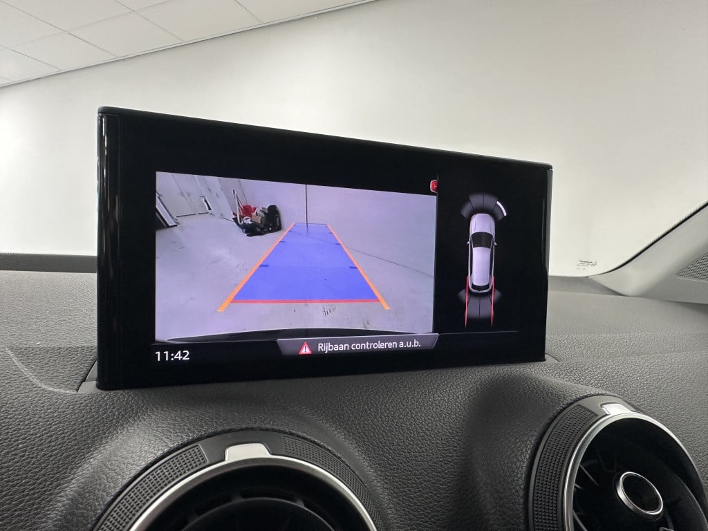 Audi Q2 35 tfsi advanced | adaptief cruise control | led koplampen | sto