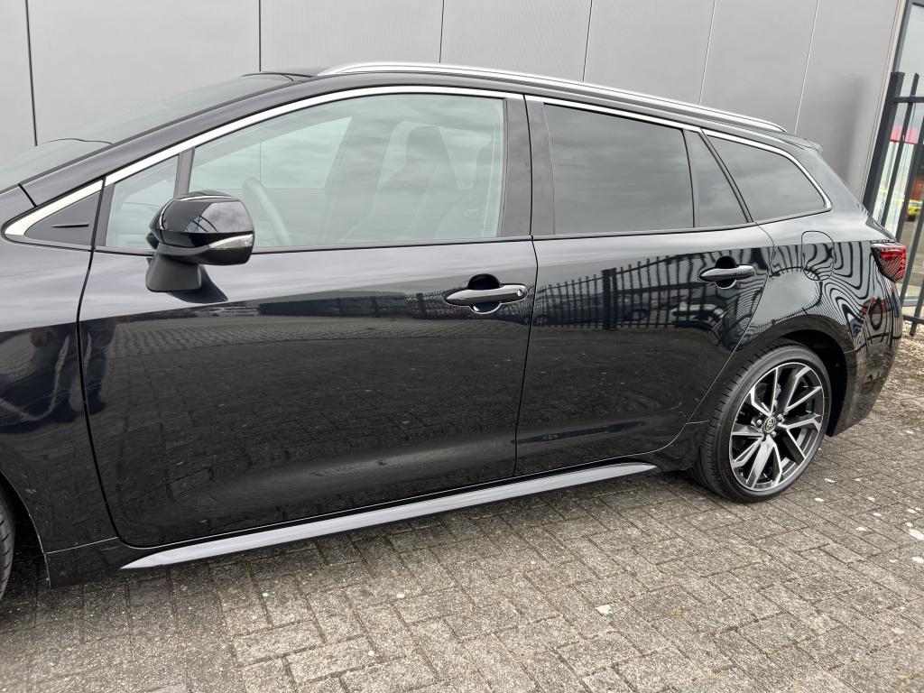 Toyota Corolla Touring Sports hybrid 180 executive| schuif kanteldak| jbl a