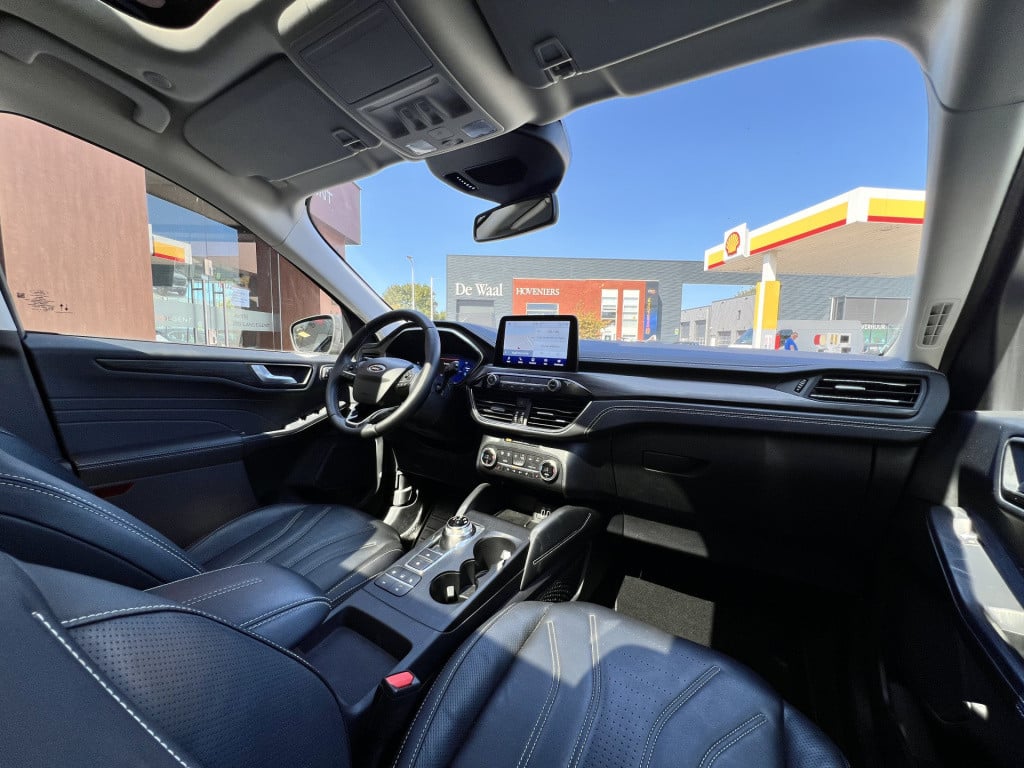 Ford Kuga 2.5 phev vignale | camera | trekhaak | panorama dak | apple/ andr