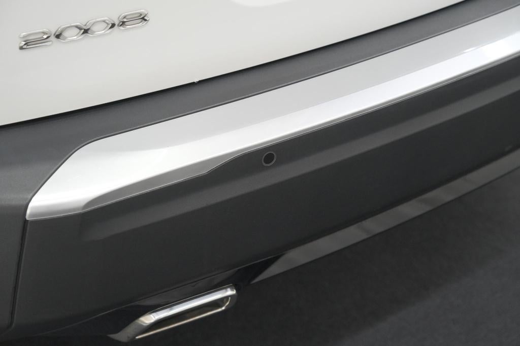 Peugeot 2008 puretech 130 gt | elektrisch panoramadak | camera | dodehoekde