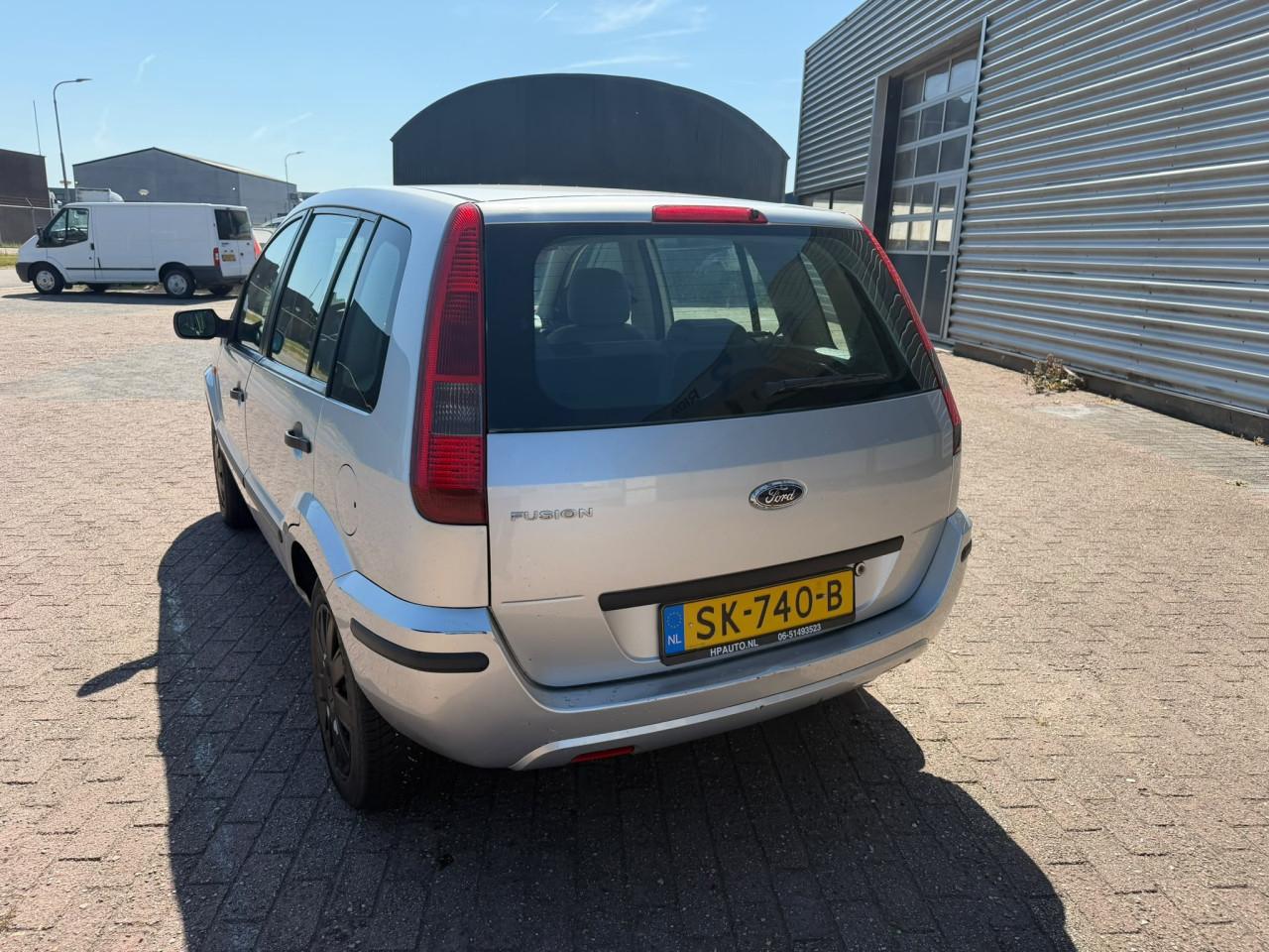 Ford fusion bj 2004  1100 euro