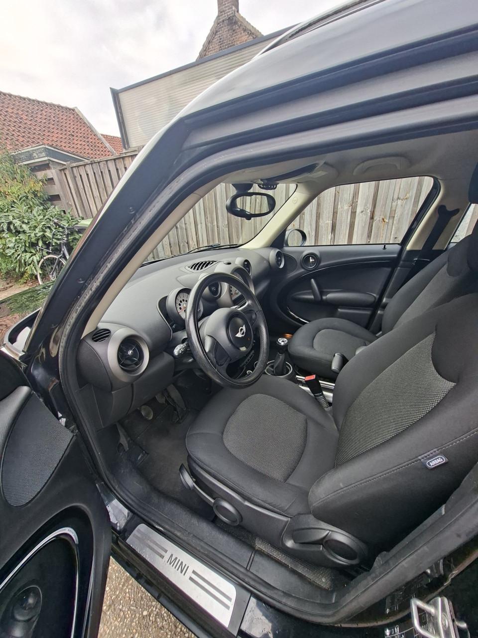 Auto Mini Countryman 1.6