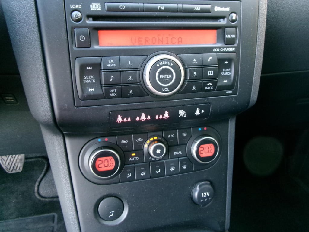 Nissan Qashqai 1.6 airco, cr.contr., panoramadak, trekhaak