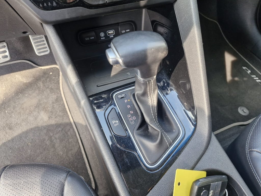 Kia Niro 1.6 gdi h. sports line|verkocht