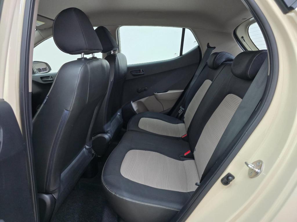 Hyundai I 10 occasion 1.0i i-motion | creme | tweedehands hyundai i10 | air