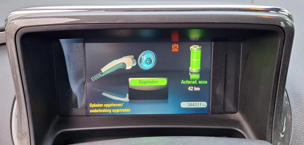 Opel Ampera 2013