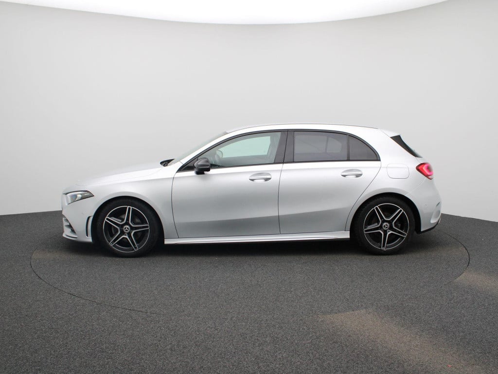 Mercedes-Benz A-Klasse 180 business solution amg | automaat | half leder | 