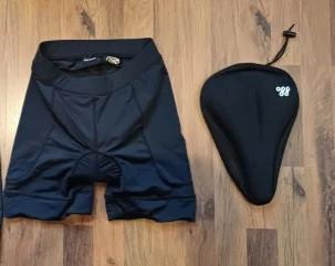 Dames fietsbroek en zadelhoes met vulling
