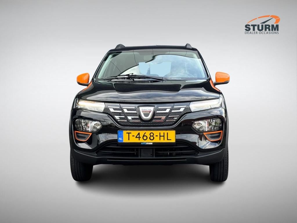 Dacia Spring comfort plus 27 kwh soh 95%, nl-auto meest luxe uitvoering!