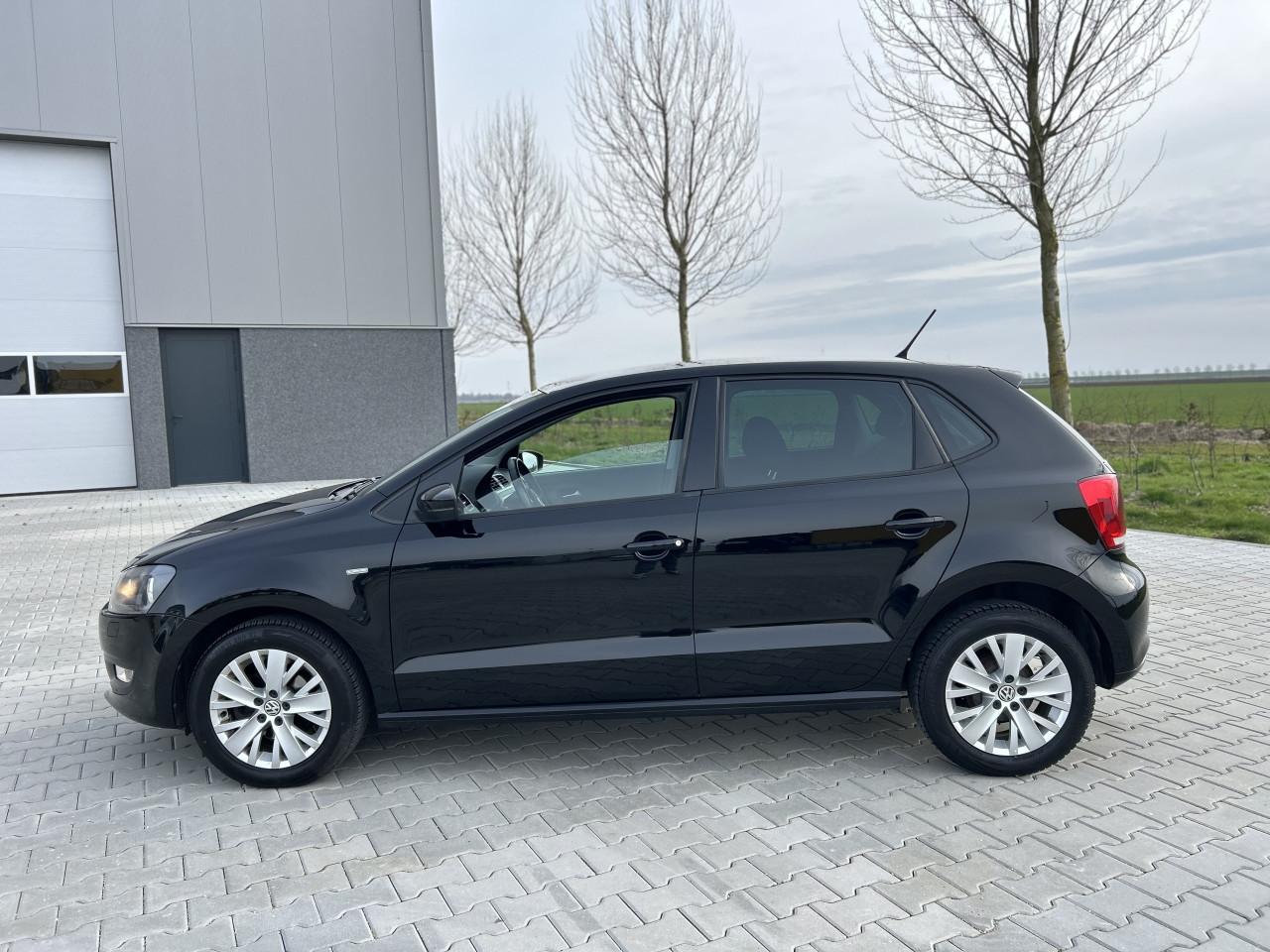 Volkswagen Polo 1.2 R-LINE|APK|CRUISE CONTR|CARPLAY|STOELV
