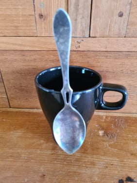 Zilveren jam / honing lepel met 4 stempels