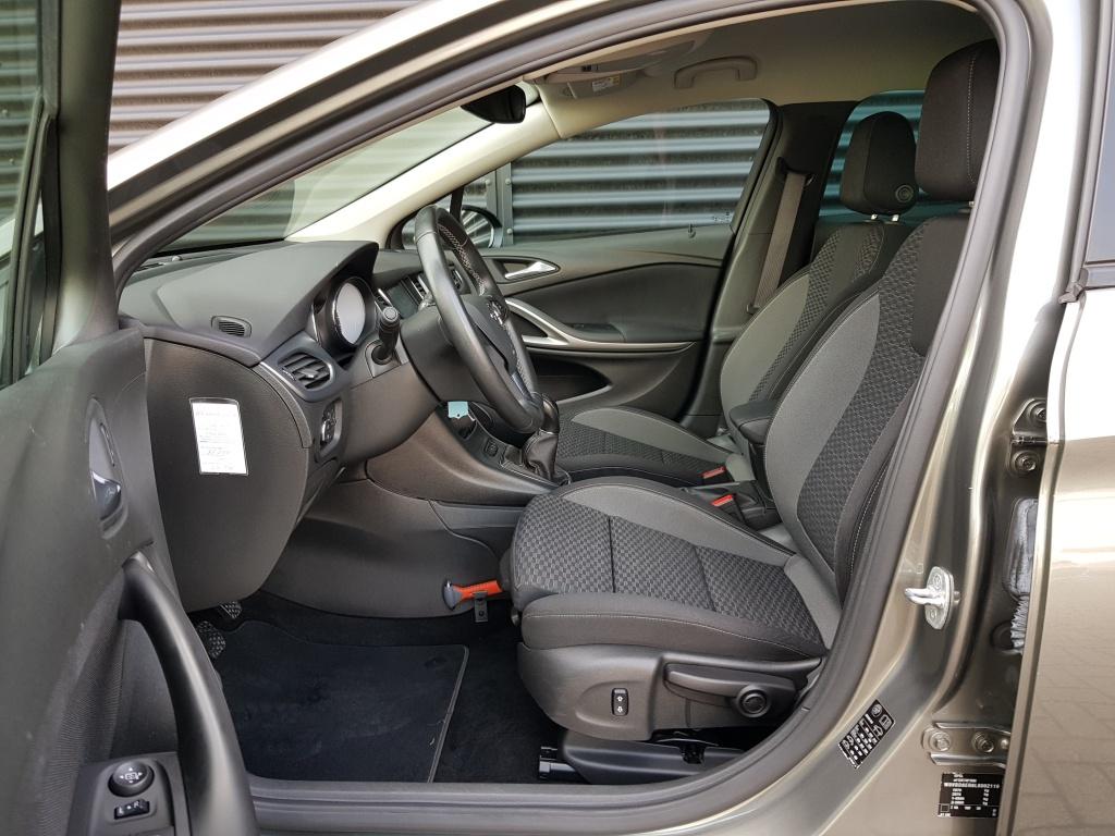 Opel Astra sports tourer edition 1.2
