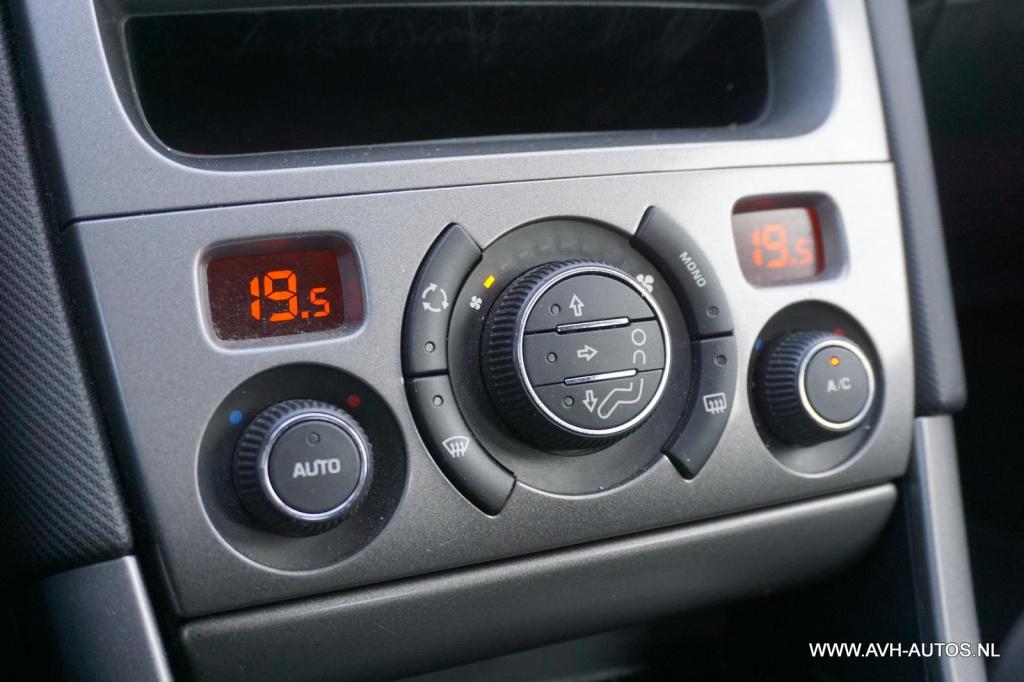 Peugeot 308 1.6 vti style